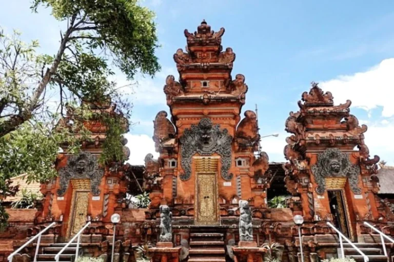 677d1d5644fc2c06d481dd2b_Petitenget Temple