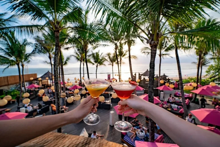 woobar-cocktail-5474-hor-clsc